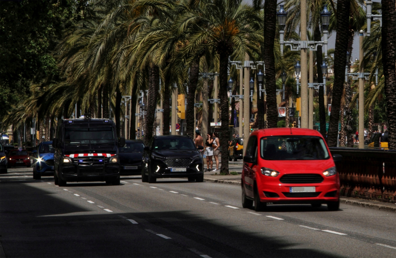 Navigating Spain’s Major Cities by Car - Tips, Routes, and Parking Guide