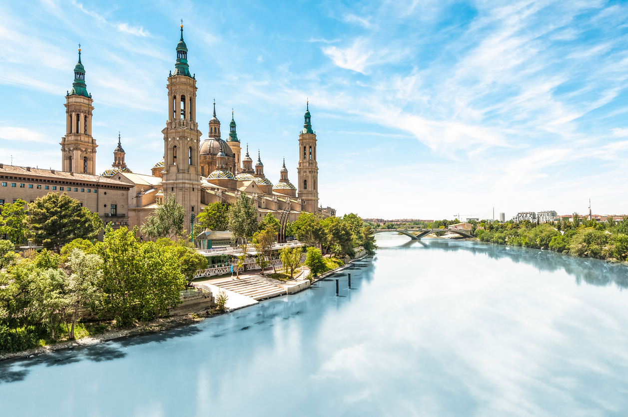 Views over the Ebro River with Basílica del Pilar in Zaragoza Spain